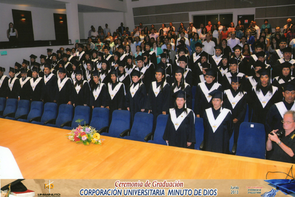 La UNIMINUTO seccional Bucaramanga gradu 88 a estudiantes
