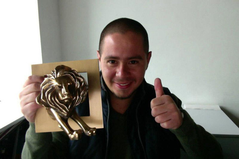 Publicista de la Santiago de Cali gana premio Len de oro en Cannes