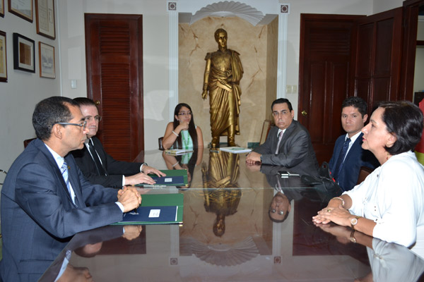 Firmado convenio de cooperacin universidades Simn Bolvar y Celaya-Mxico