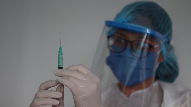 Universidad de Manizales avanza en la logstica para la vacunacin de sus profesores y administrativos contra el covid-19